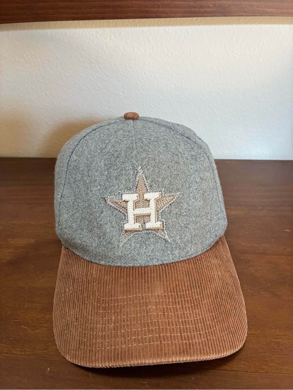 Mitchell & Ness Houston Astros Cooperstown Gray Wool/Corduroy SnapBack